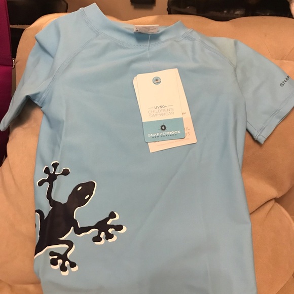 Snapper Rock swim top - Picture 1 of 3